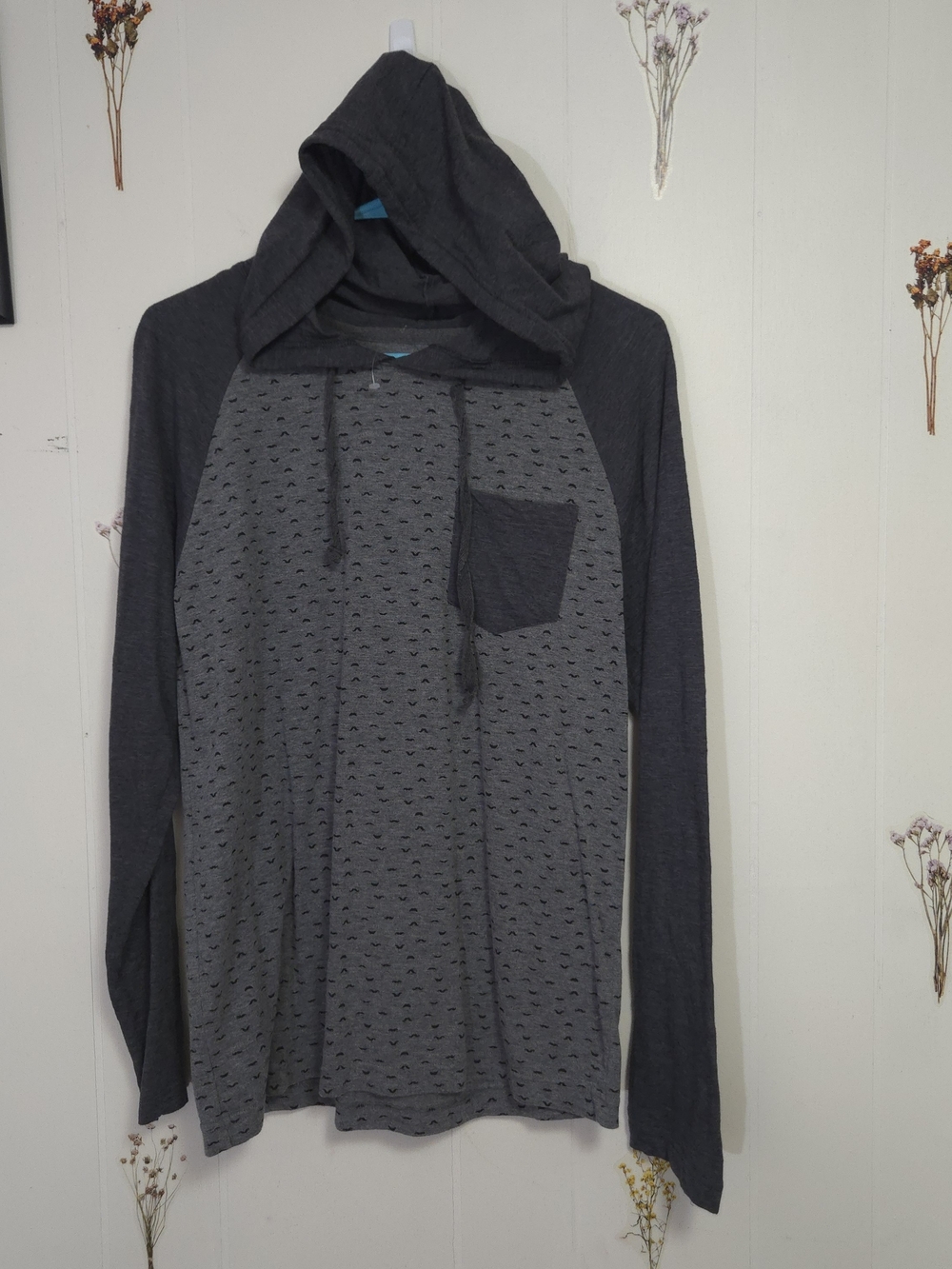 Men's Charcoal Hooded Long-Sleeve Pocket Shirt Allover Mustache Print Size M
